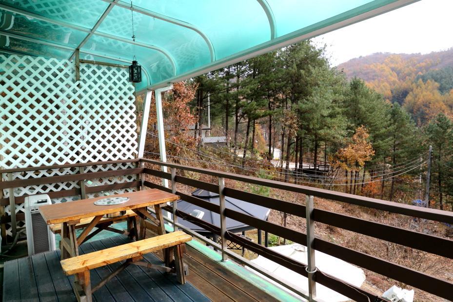 Pinearoma Pension Hongcheon Extérieur photo